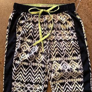 Vera Wang Princess black, cream and neon green Ikat‎ Tribal print jogger pants